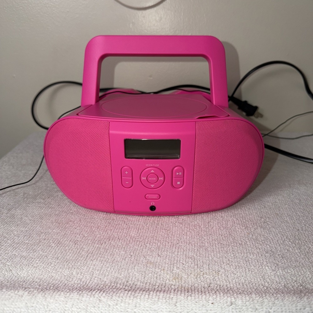 ONN Portable CD Boombox Pink FM Radio CD Player Wired Headphone Jack Used